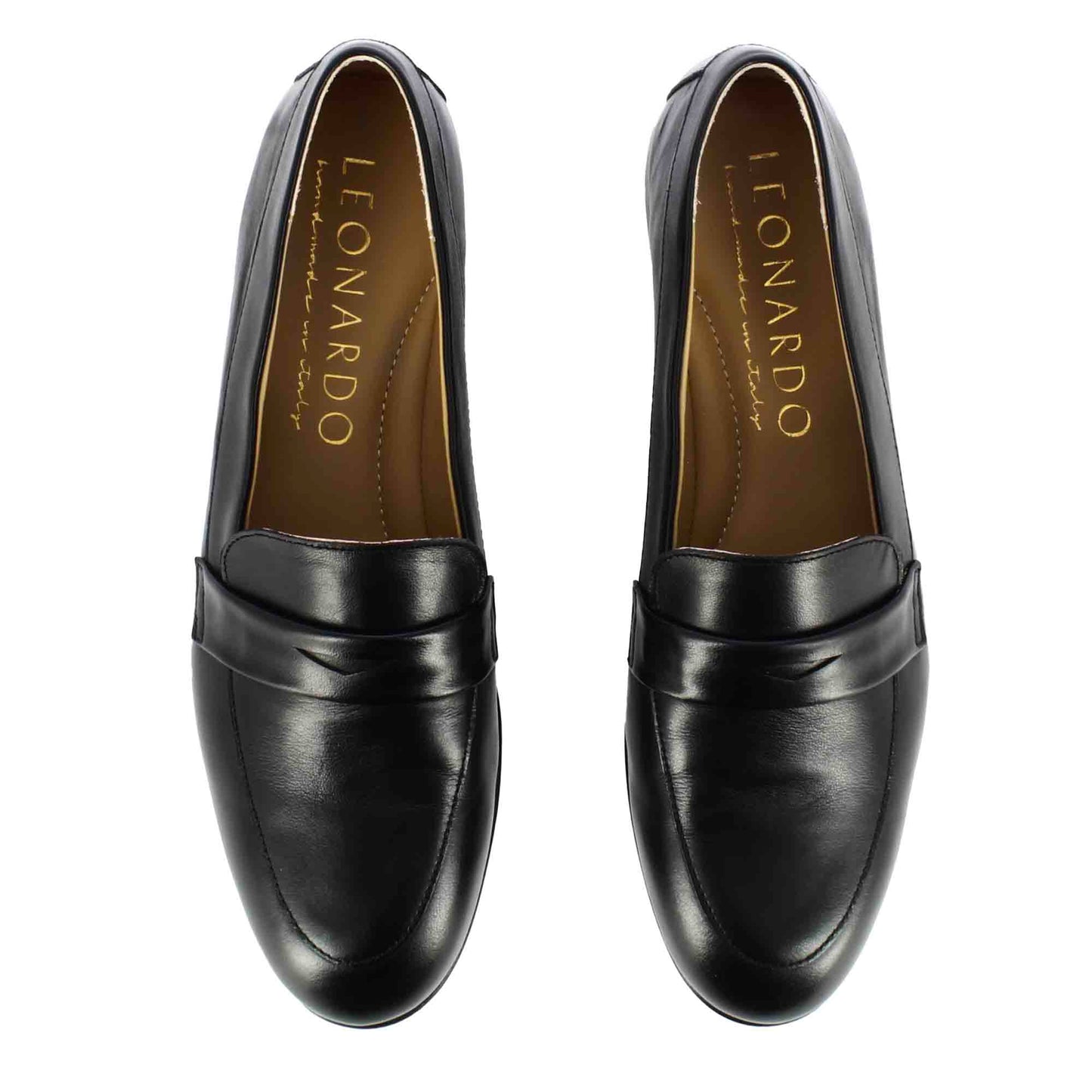Classic women's loafer in black leather handmade