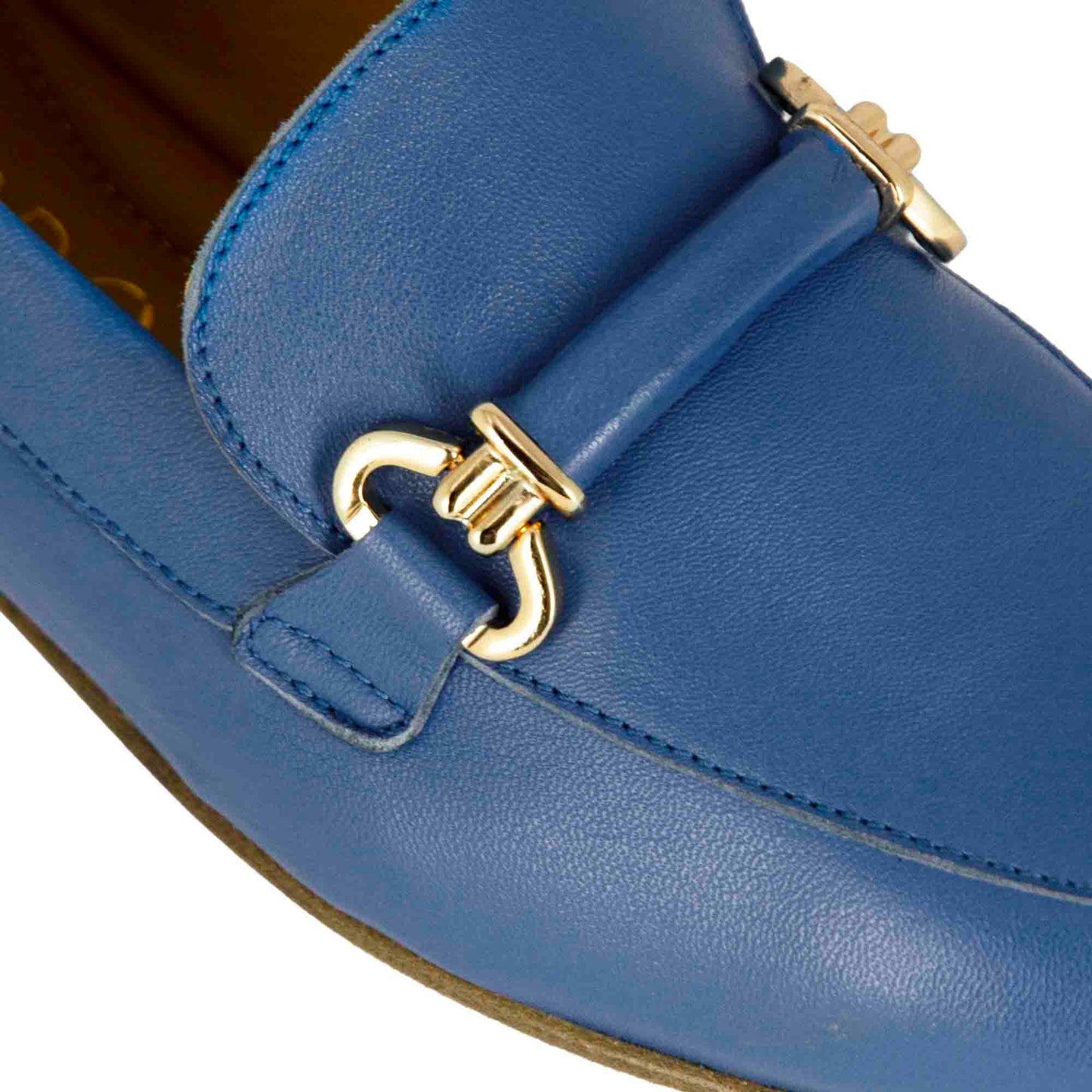 Women's Loafer with Clamp and Buckle in Leather
