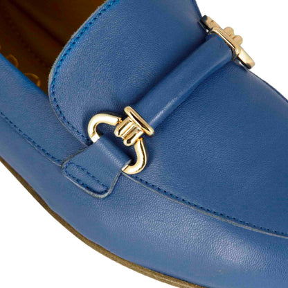 Women's Loafer with Clamp and Buckle in Leather