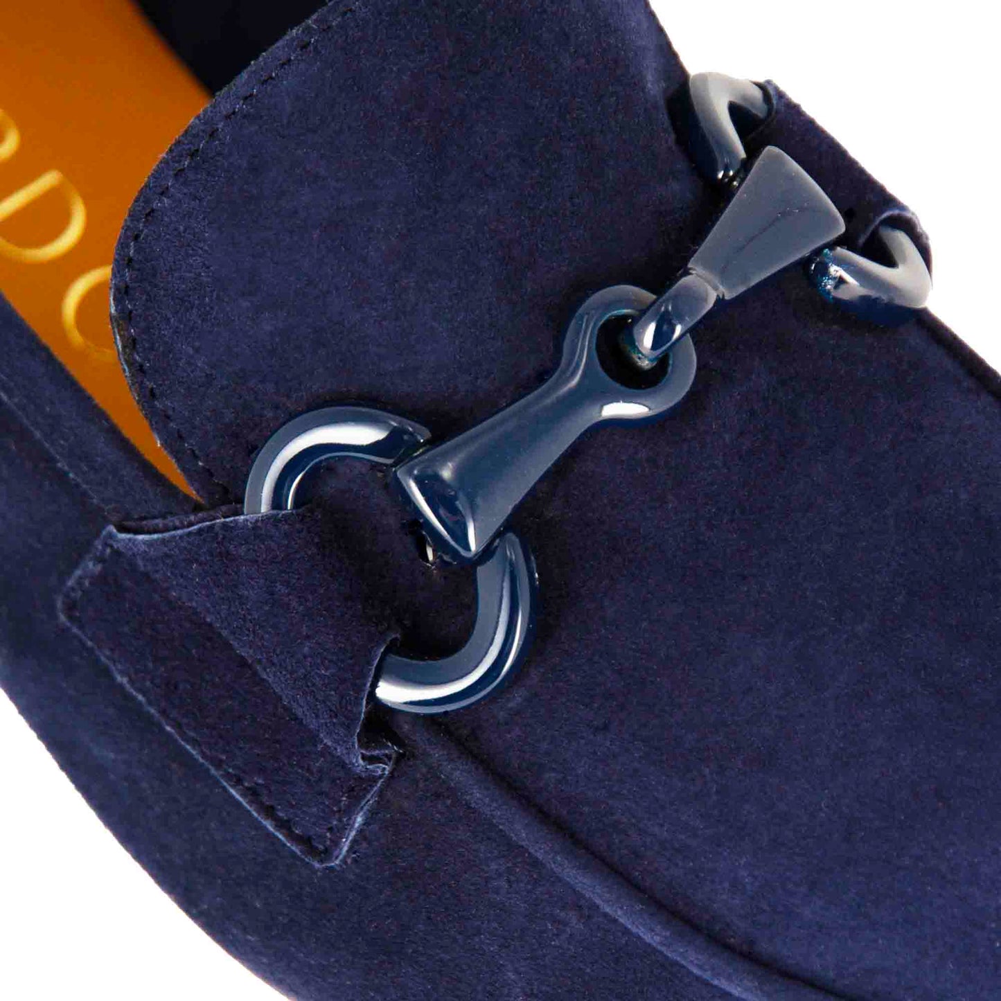 Mocassino da donna in pelle scamosciata con morsetto tono su tono