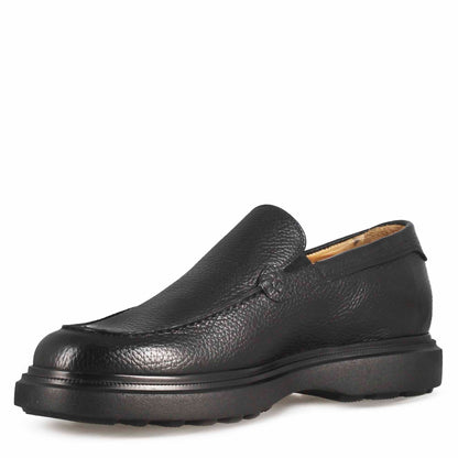 Mocassino da uomo in pelle martellata e suola in gomma vibram