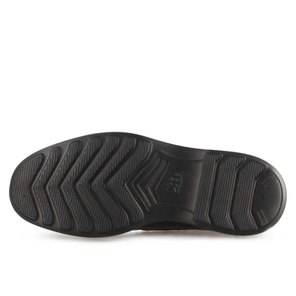 Mocassino da uomo in pelle martellata e suola in gomma vibram