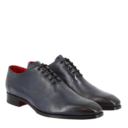 Elegant men's shoes wholecut handmade in leather