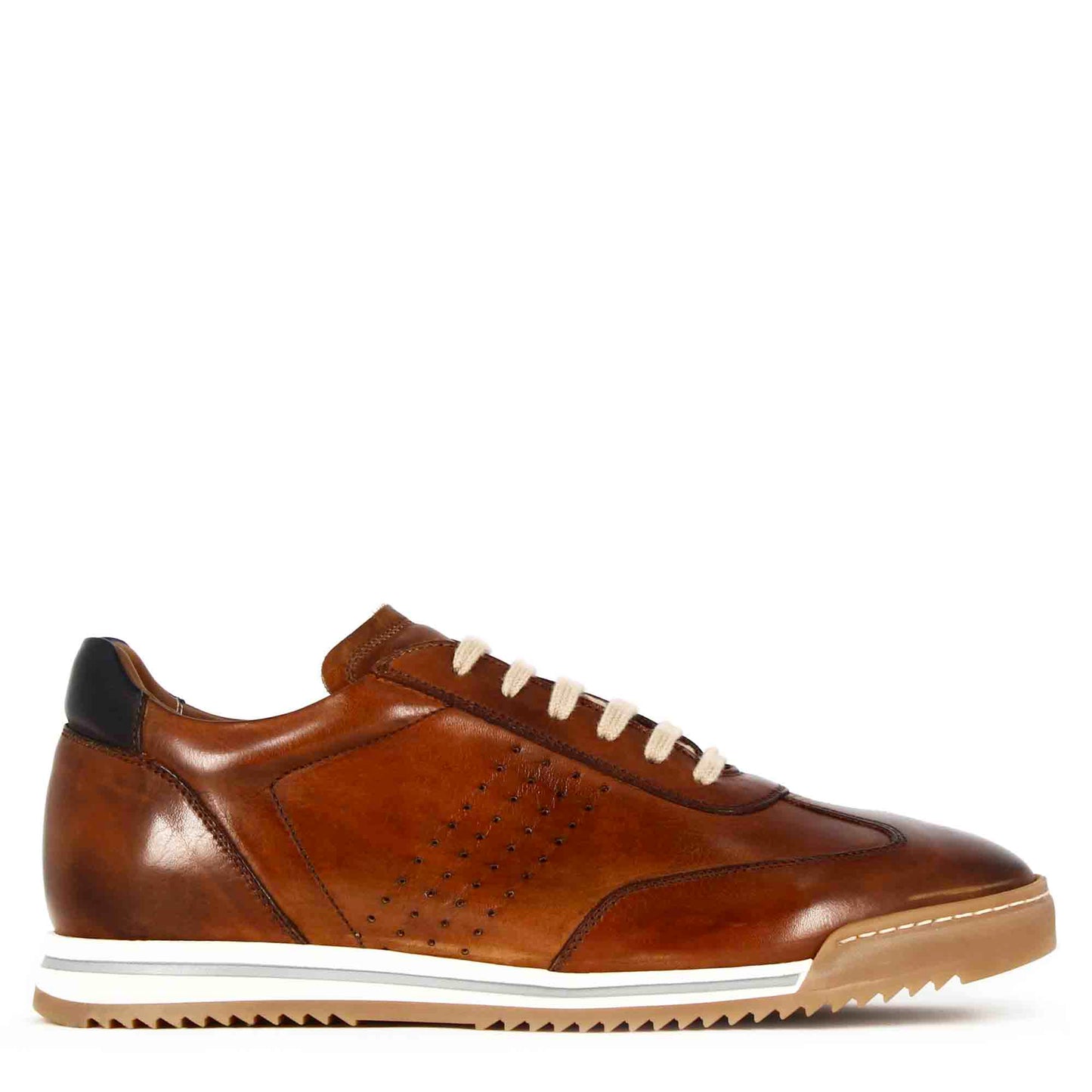 Elegant men's leather sneaker