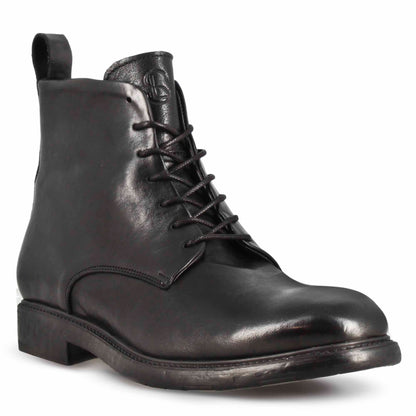 Men's ankle boots in smooth leather with laces and leather sole