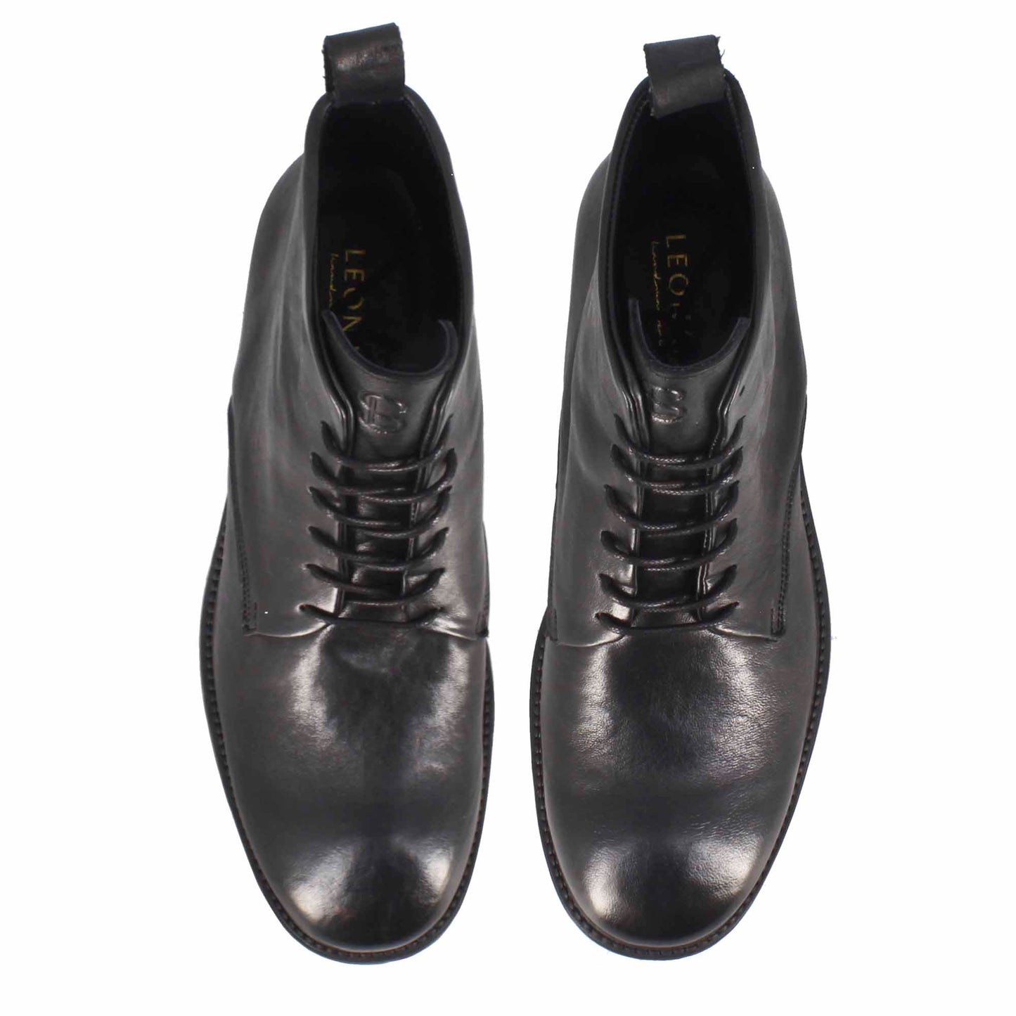 Men's ankle boots in smooth leather with laces and leather sole