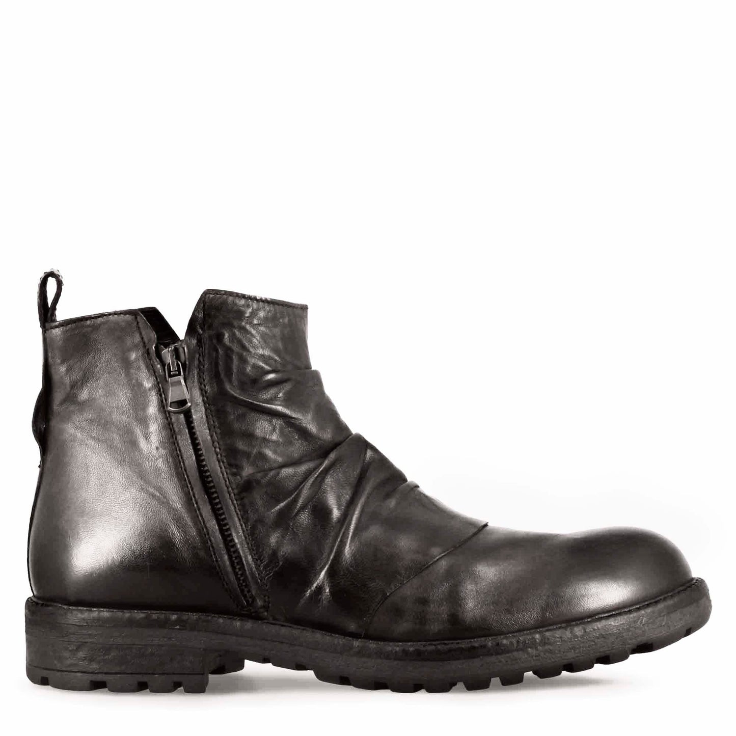 Men's ankle boot with dark brown leather curl
